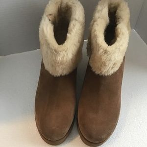 Soft Surroundings Brown Ankle Boots with Cream Fur